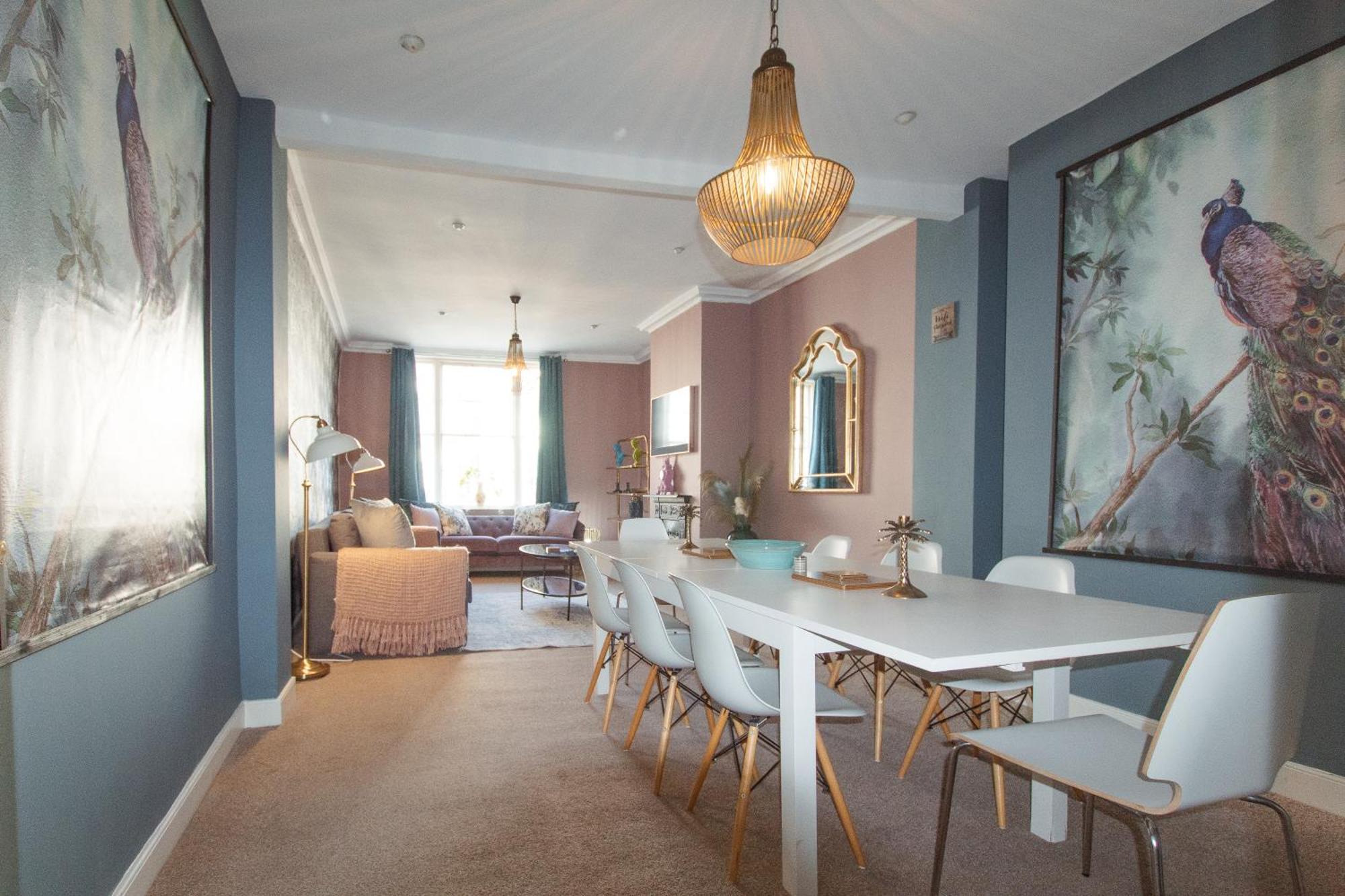 Built 1804 Caldecott Town House On The Rows By Rework Accommodation Chester Eksteriør bilde